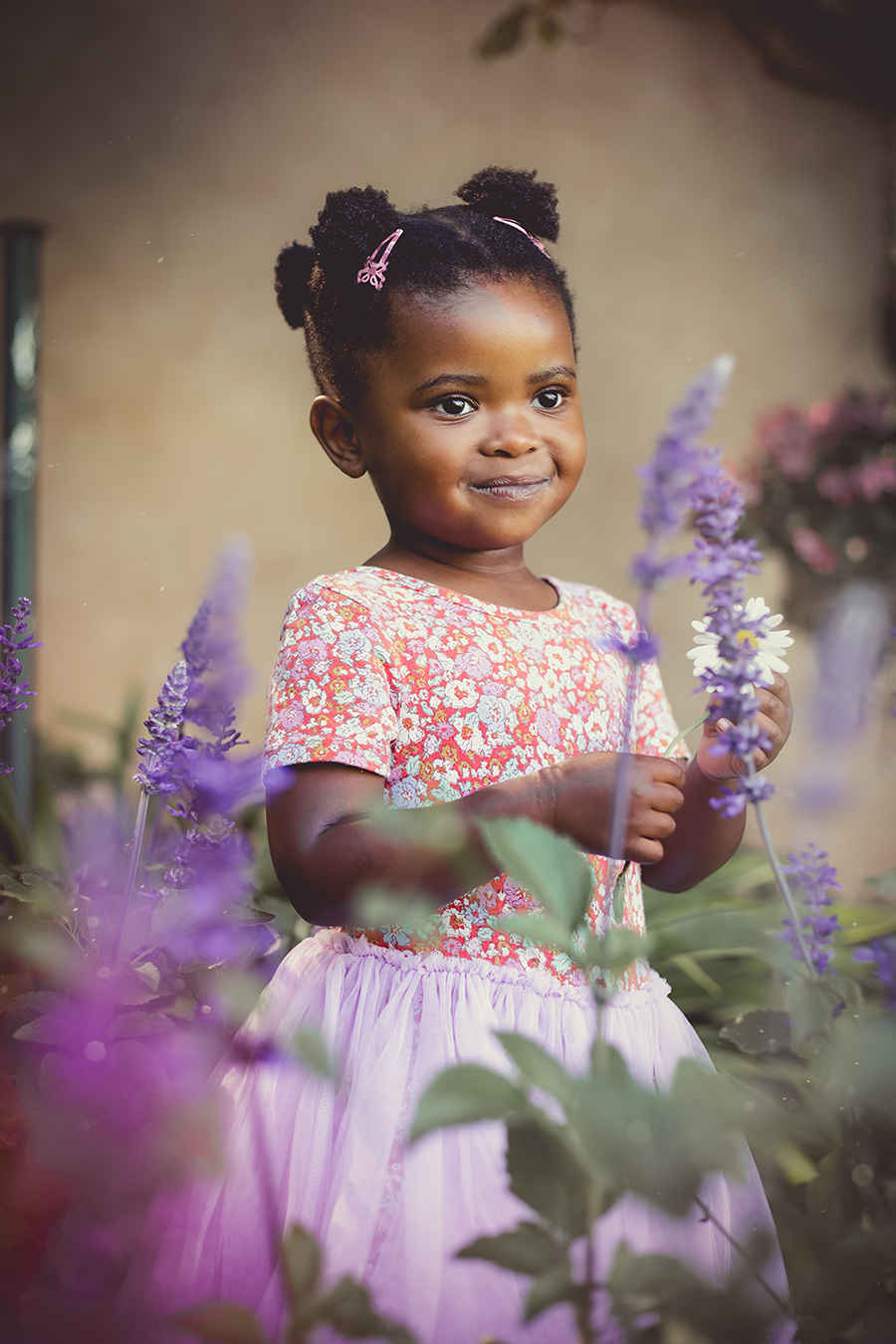 girl in flowers